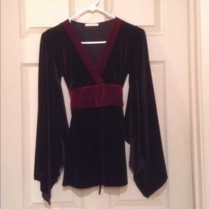 Black and Red Long Sleeve Tunic.